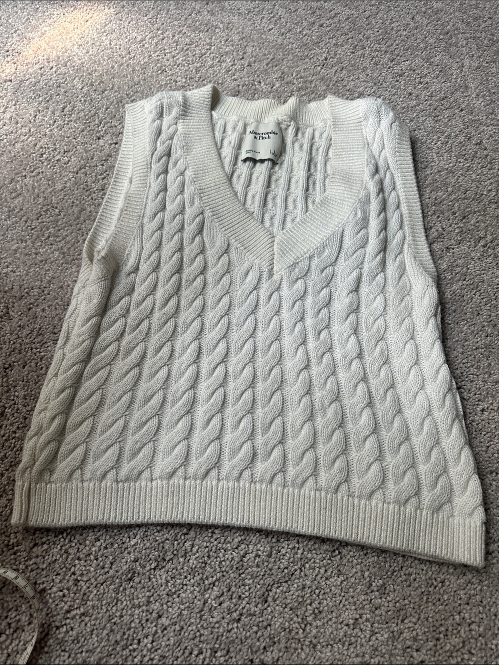 Abercrombie & Fitch Cream Cable-Knit V-Neck Sweater Vest